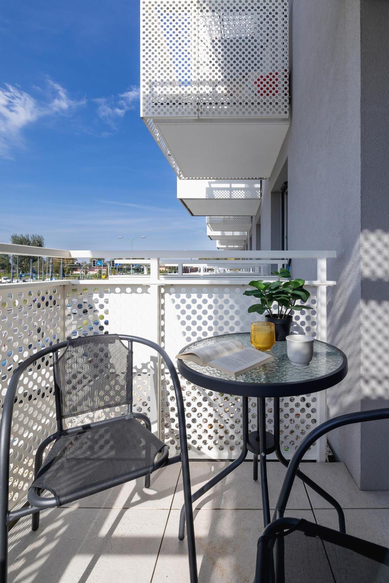 Saska Blu Premium By Renters